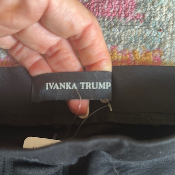 Black stretchy Slim Fit Pants with Zipper Pockets - Picture 2 of 4